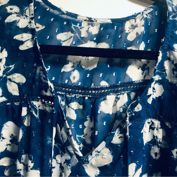 1X Navy Floral Peasant Top with Bell Sleeves and Faggoting detail Boho - Picture 3 of 14